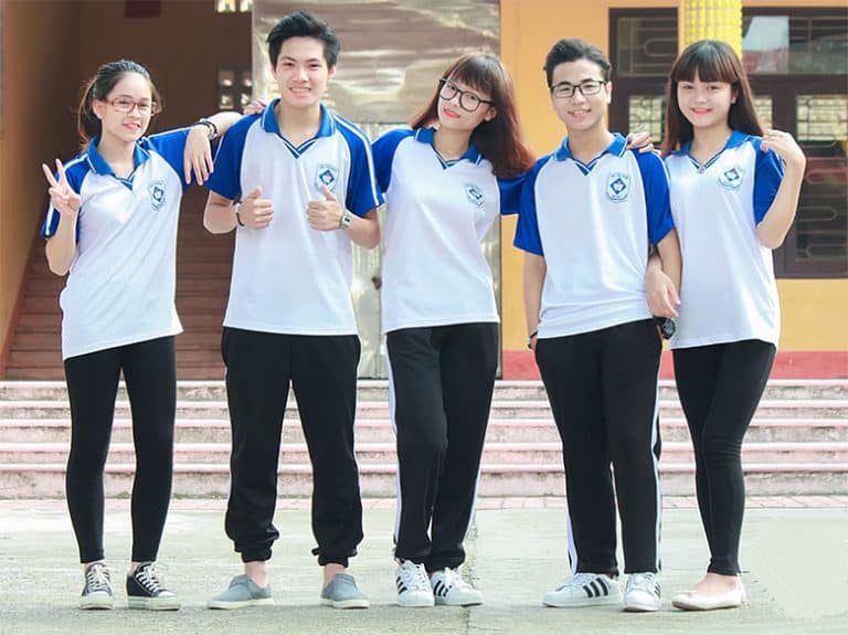 Vải Secxay may đồ thể dục cho học sinh